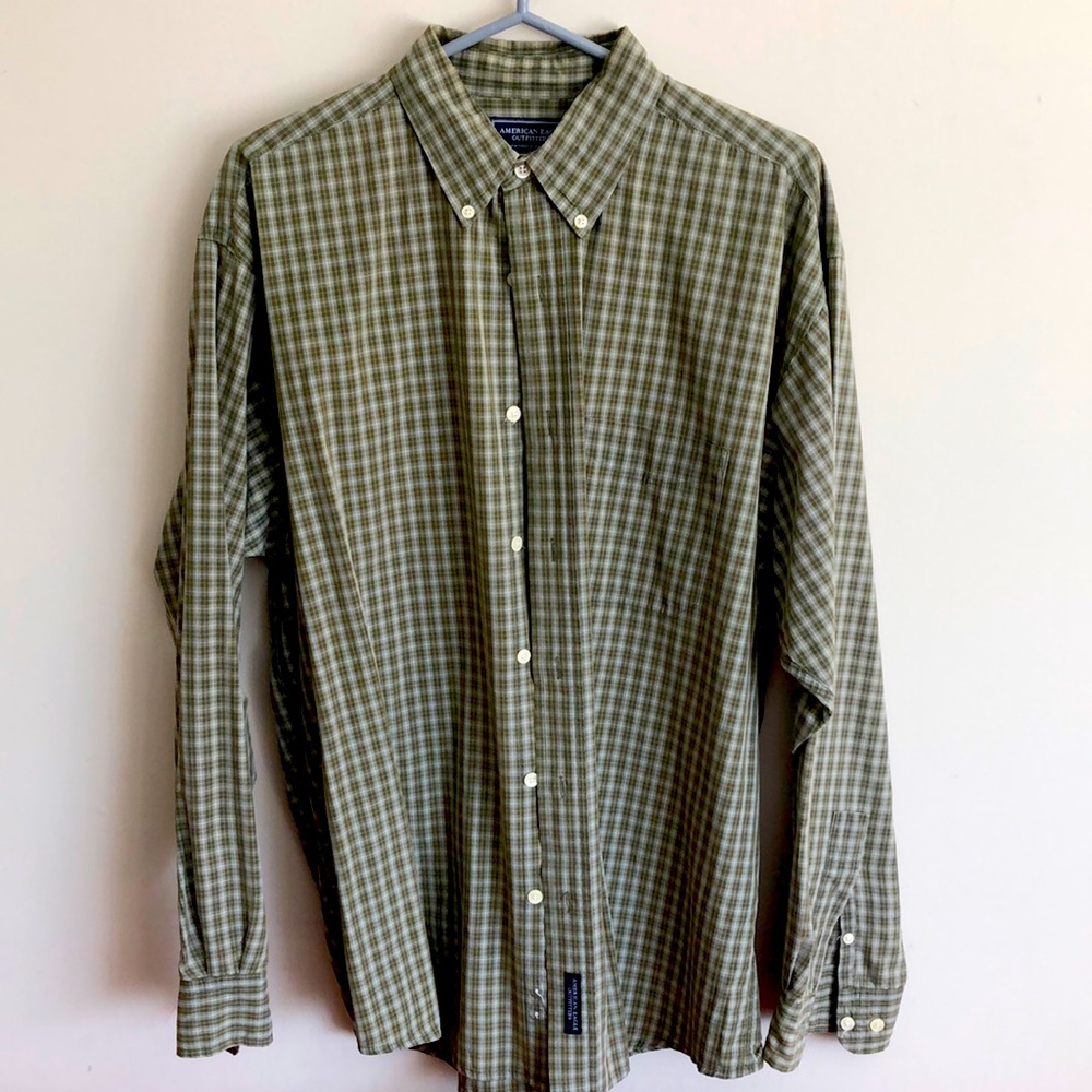 American Eagle green plaid casual shirt - M